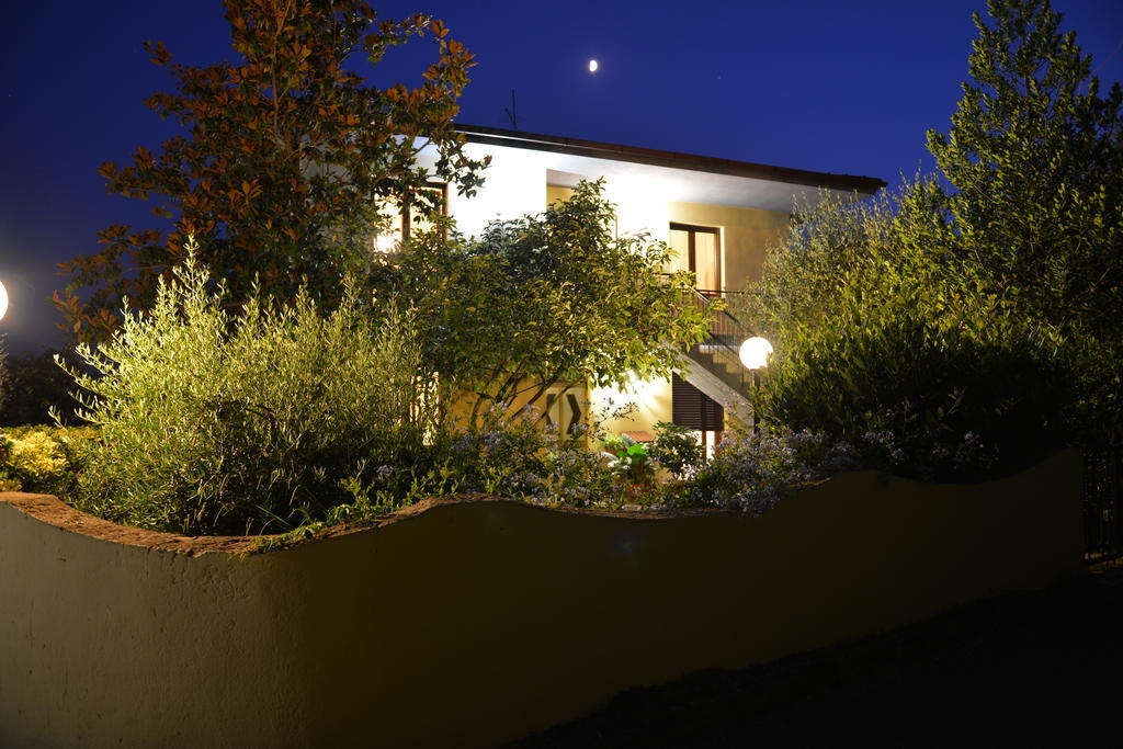 Gli Olivi Villa กาลชี ภายนอก รูปภาพ