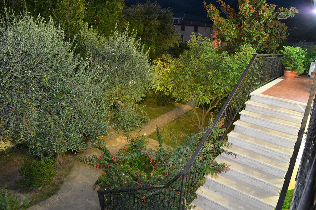 Gli Olivi Villa กาลชี ภายนอก รูปภาพ