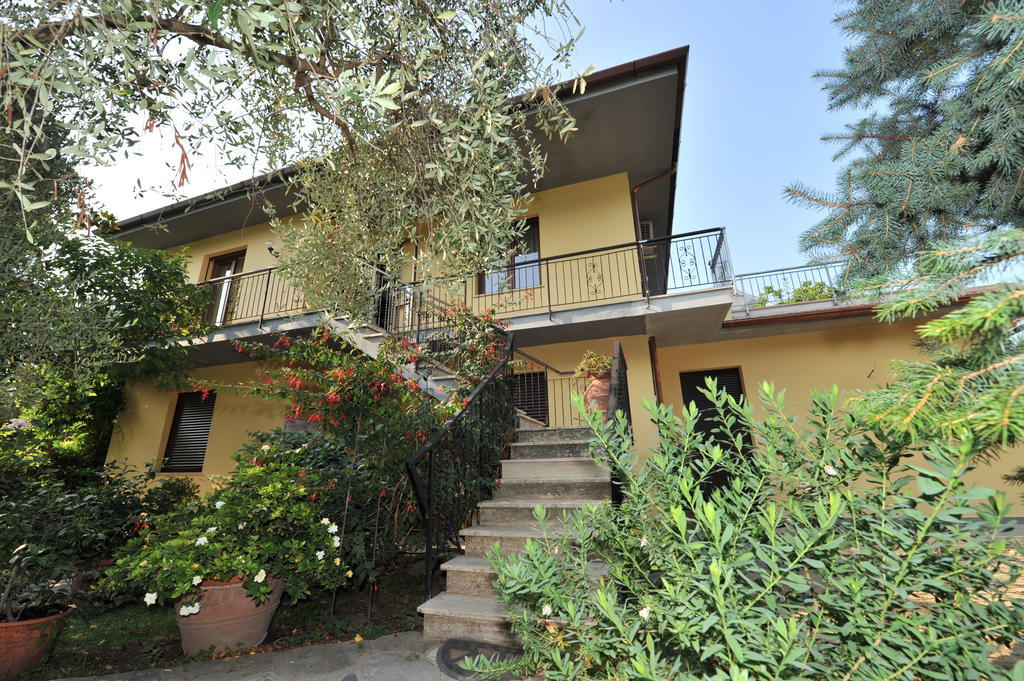 Gli Olivi Villa กาลชี ภายนอก รูปภาพ