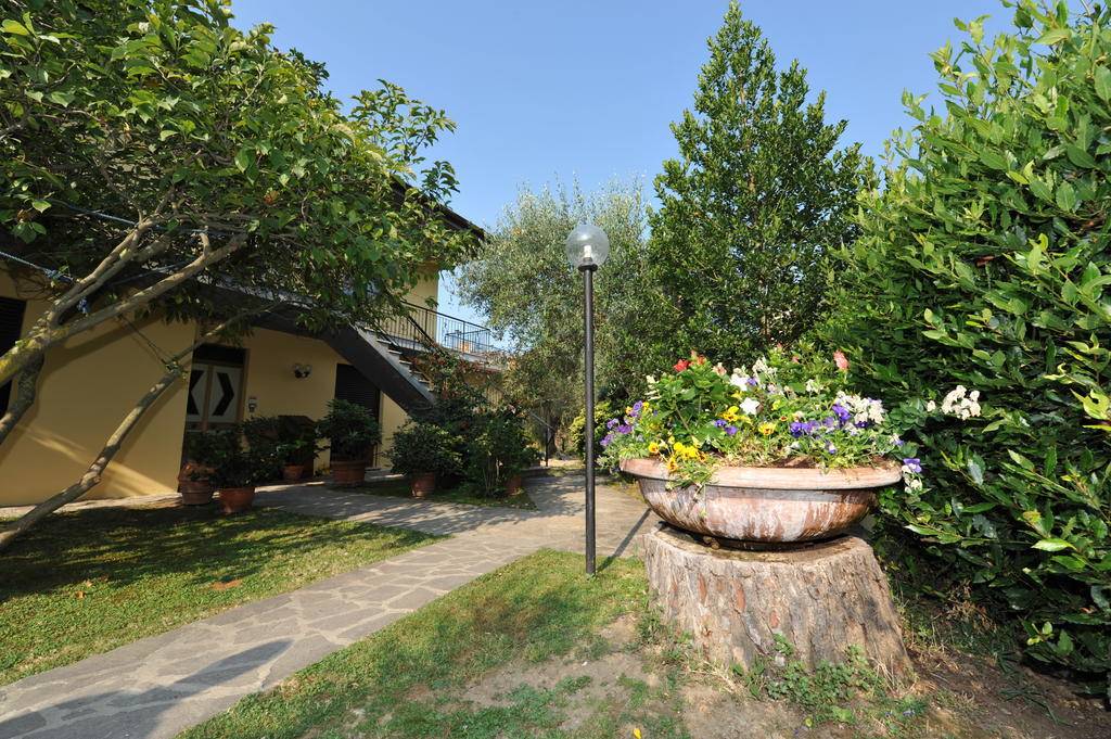 Gli Olivi Villa กาลชี ภายนอก รูปภาพ