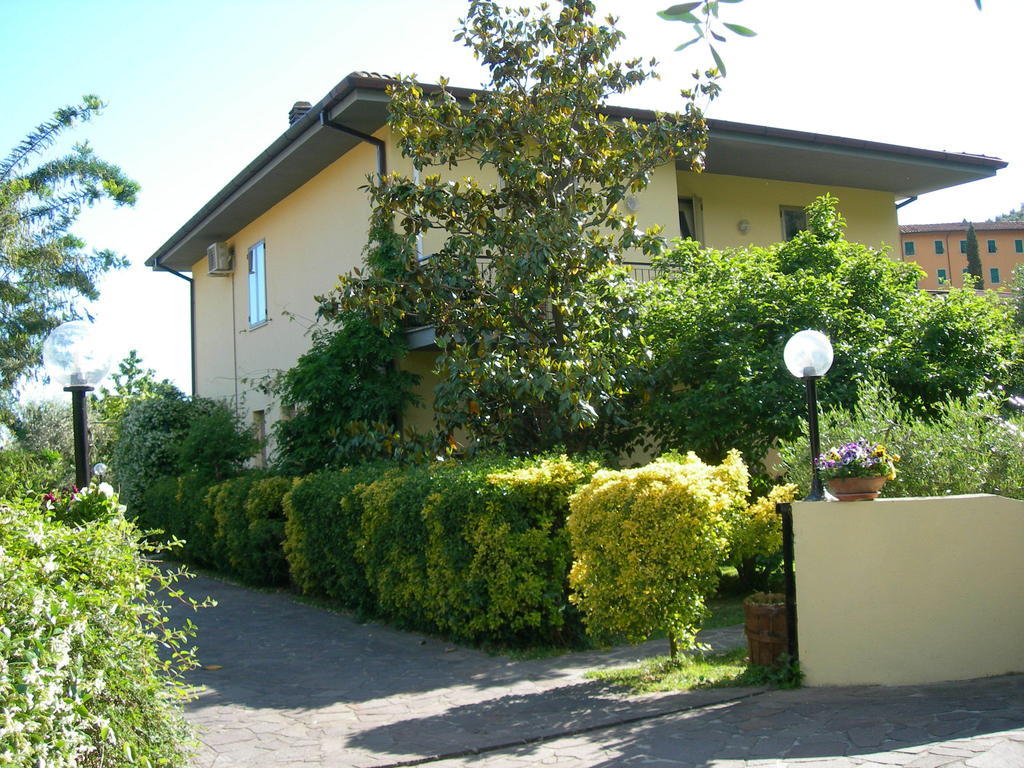 Gli Olivi Villa กาลชี ภายนอก รูปภาพ