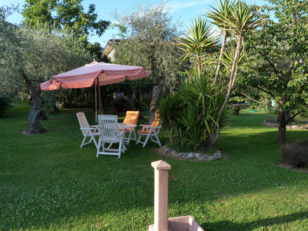 Gli Olivi Villa กาลชี ภายนอก รูปภาพ